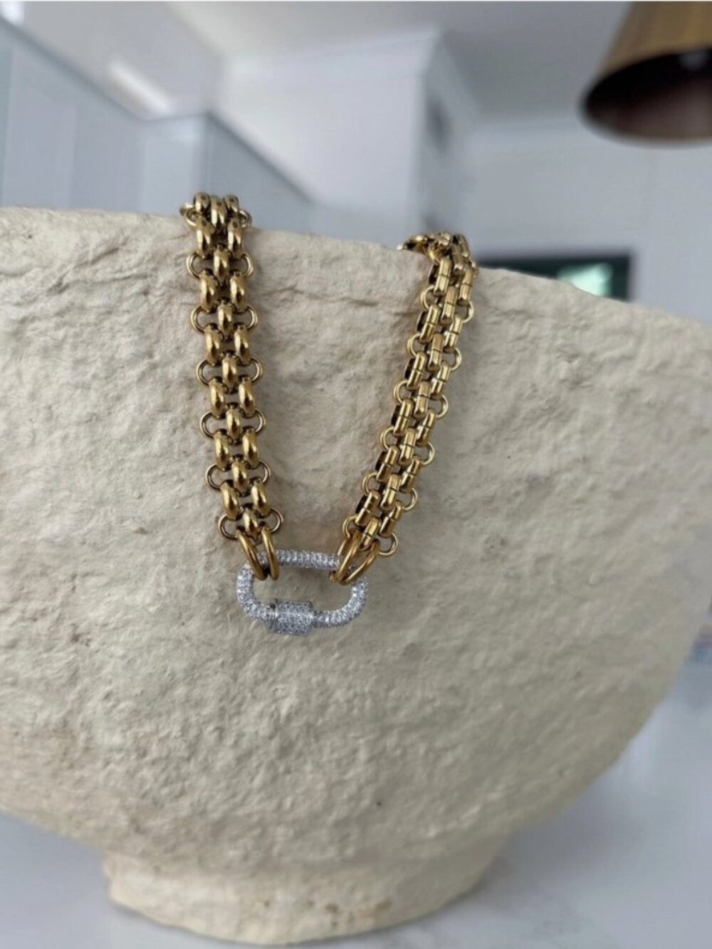 CHANSUTT PEARLS | The Kristi Chain Necklace with Silver Pendant in Gold - Picture 2 of 4